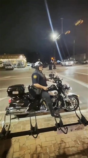 BREAKING: Bored biker cop busts out a move. #harleydavidson #bikerhumor | Biker Life