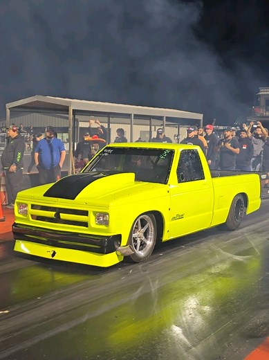 Twin Turbo LS Mustang vs Boosted S10 Drag Race