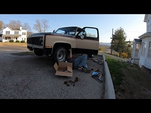 Replacing Cab Mounts on the Square Body 84 c10 (Crusty)