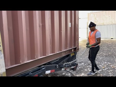 HOW TO SECURE A CONTAINER | CHAINS + STRAPS | FAST & EASY! | Hotshot Trucking