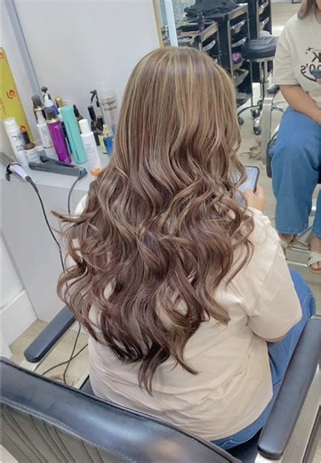 Soft Highlight Ash Brown Hair Tutorial