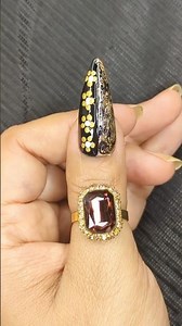 easy nail art design for beginners 🤩 #nailarttutorial #nail #nailart#youtubeshorts