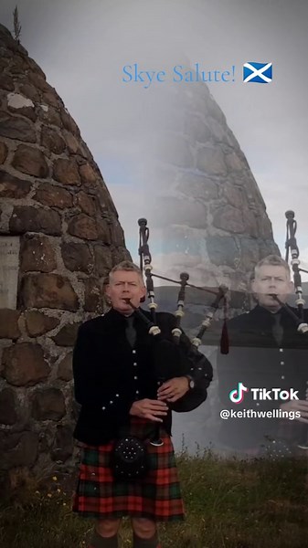 Salute on Skye! 🏴󠁧󠁢󠁳󠁣󠁴󠁿🎼 #scottishtiktok #visitscotland #outlander #scotland #bagpipes #travel #history #braveheart #nc500