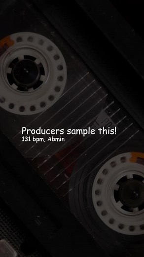 Free Download (check bio) #samplepack #flipthissample #boombapsamples #boombap #soulmusic #soulsample #sampleflip #producerlife #beats #beatmaker #looppack #beatmaking This original sample is taken from “Postcards vol. 3”by @moolattemusic This sample library is available on our site