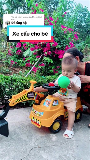 Xe cẩu chòi chân: Đồ chơi yêu thích cho trẻ em