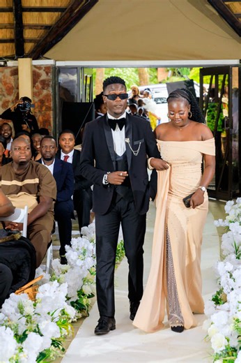 Stunning Morning Display from the @classic_bridal_crew 🔥💯 4th pair : @neslyweddings @reyz_choreography Shotby 📸 @itapmedia Venue 🏡 @mannaresorts #weddings #bridalteam #classicbridal #fypシ