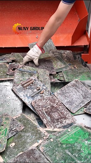 E-Waste to Money! PCB Copper Extraction Machine 💰♻️ #ewasterecycling #pcbrecyclingmachine #co#copperrecovery | Zhengzhou Zhengyang Machinery Equipment Co.,Ltd.