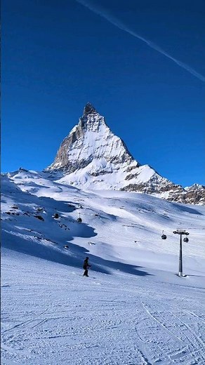 Skiing in Zermatt 🎿 Switzerland 🏔️