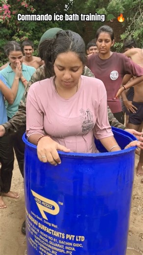 commando girl ice bath theropy🔥🪖#commando#army#indianarmy#armylover#motivation#training#girlpower#yt