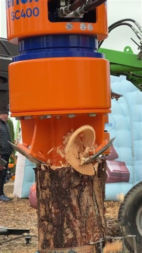 Stump grinding tool demo