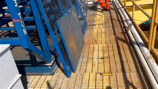 1.1M views · 9.2K reactions | Coiled Tubing #coiledtubing #coil #coiled #tubing #coiledtubingunit #CTU #CT #drilling #rig #drillingrig #oilfield #oilwell #equipment #vendor #supplier #oilrig #hopps #China #factory #petroleum #oil #gas #tubingreel #reel #injector #yardspooler #coiltubing #manufacturer #GOSCO | GOSCO Energy | Facebook