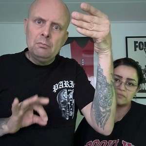 90K views · 3.4K reactions | Talking about the Facebook outage and comments  Youtube: https://youtu.be/LAGO0MFEiT0 | Deaf Onno Jansen | Facebook