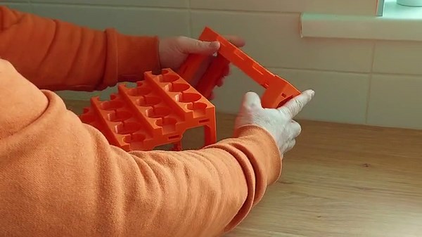 PaintPal Studio: A 3D printable Desktop Hobby System