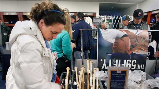 The holiday tradition that is the Brewers Team Store Clubhouse Sale returns this week. Here's what to know.