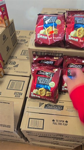 🔥 Great Deals Blowout Sale! 🔥 Snacks, clothes, home goods & more — crazy low prices! 📍 Day2Day Dealz – 2203 Watson Blvd Ste W, Warner Robins, GA 31093 🛍️ Don’t miss out! | Day 2 Day Dealz