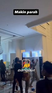 Detik - detik Rumah eko patrio dan uya kuya hancur | D Academy 7