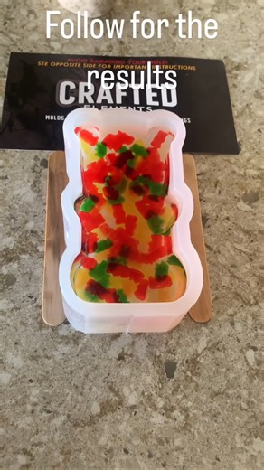 Nice gummy bear silicone mold from @craftedelementsco @made with real gummy bears and @blackdiamondpigments Project: @moon_slabs_exotic_wood #artistic#gummybear🐻#artresin#moonslabscolletion#fluidart#artdecor#handmade#hobby | Crafted Elements