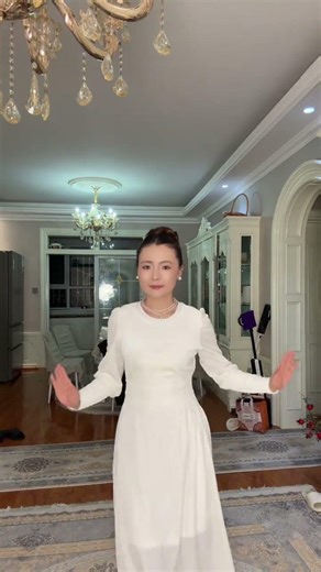 Makeup Over the Dress: Unveil the Magic! MakeupVsFashion