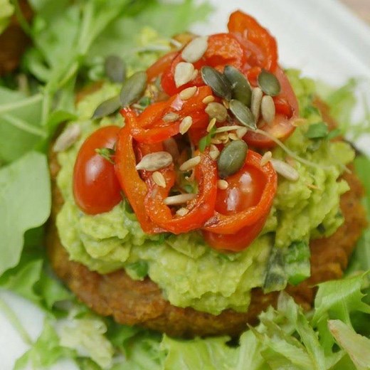 67K views · 204 reactions | Brighten up your brunch with this vibrant Smashed Avocado Rosti Stack 陋️ Use our Potato Rosti to recreate this delicious veggie dish - perfect for when you want a quick and easy meal! Check out the full recipe on our website: https://www.mashdirect.com/recipes/smashed-avocado-rosti-stack/ | Mash Direct | Facebook