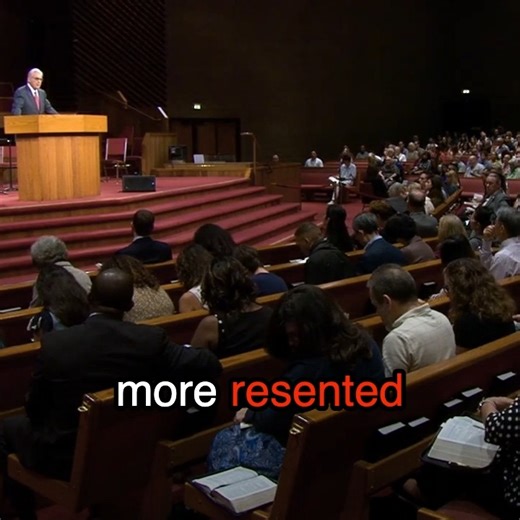 🔥 Sovereign Grace God defines truth — we don’t. His grace reminds us that salvation is entirely His work, not ours. 👉 Full sermon by John MacArthur: https://www.gty.org/sermons/81-49/election-christs-honor-and-our-blessing | Grace to You Europe