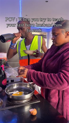 Tawaldo Bransonldo Mnangagwaldo Chivayoldo on Instagram: "@queenofswaggerofficial @pokello_mcc POKELLO METHODE CAP CLASSIQUE now available @liquor_supplies_harare @brandpokello.store in all their branches ... . Cost 70 dollars only . Camera 📷 and video editing by @bossdiva_official"