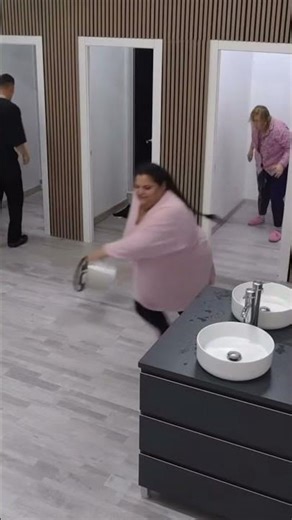 FOLLOW US ON @LACASADELOSGEMELOSTV1 #zonagemelos #lacasadelosgemelos2 #lafalete #teresamoreno