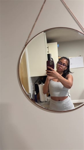 D e s i r é e (@desireenichole_)’s videos with Barbecue - Young Nudy