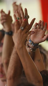 We carry these moments with us 🧡 New website & full lineup dropping on 6 December. Until then, it’s the last few days to get your Autumn-price tickets for 2026. https://ozorafestival.eu Soundtarck: BANDUA - Senhora d'Azenha (Lisbon, Portugal), Gynura Records | Ozora Festival official