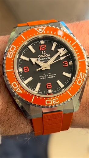 MWL - Watch Collector & Content Creator on Instagram: "⬇️⬇️CAPTION⬇️⬇️ I had the chance to see the new fourth-generation @omega Seamaster Planet Ocean today at the Omega Boutique in Munich, and the moment I strapped it on, one thought hit me immediately: this is the watch James Bond should wear in his next film. It feels purpose-built for a modern 007—sharp, technical, and unmistakably bold. What surprised me first was how different it is from any Planet Ocean before it. Gone are the familiar cu