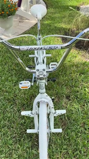 Old-school BMX carries stories you can’t recreate. Every detail on this bike reflects the era when BMX was raw, fearless, and driven by passion—not hype. A proper classic ready for a new owner who truly appreciates it. #80sBMX #BMXCollectors #ClassicBMX #fyp #nostalgia