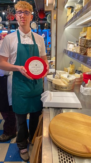 Open a Grandma Singletons Mature Lancashire with us! This is a full bodied mature Lancashire cheese that really packs a punch on flavour. The creamy Lancashire curds and unique flavour of this cheese make it worthy of a place on any cheeseboard. | The Cheese Hamlet