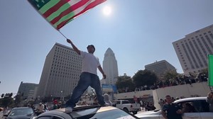 CA: Downtown Los Angeles anti-ICE Demonstrations - 62083279
