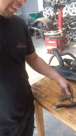 11 reactions | Componentes del Tren Delantero. Importante  cambio de Muñequines. Diferencia entre uno viejo por nuevo 勞 0984-715-896 para consultas o dudas. | VH Neumaticos"" | Facebook