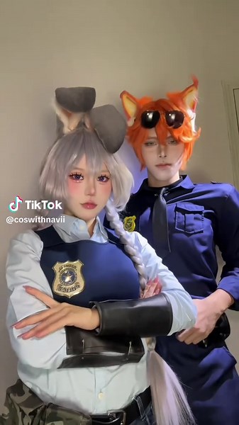 Best friend? 🤭🦊🐰 @RyuRyu #zootopia #nick #judy #cosplay #zootopia2 | zootopia 2