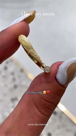 Mom's Fingerprint Turned Into a Ring ❤️🥹 | Most Meaningful Gift Ever #Shorts #jewelry #ring #diamond