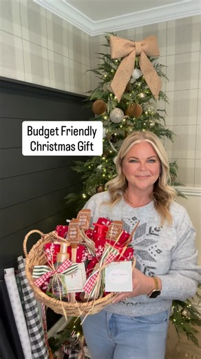 Kaycee Greer on Instagram: "Budget friendly, Christmas gift idea! Perfect for friends, family, teachers, co workers, neighbors & more! Happy Gifting🎄❤️🎁☃️ ❤️Comment Shop for a link to be sent to your DMs! Make sure to following @thegiftstagram to receive the link. #christmasgiftsideas #affordablegifts #giftidea"