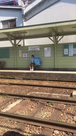 ビコーン！前田とカバンくん！電車でお出かけ#動画やで#カバンくん！#電車#Kawaii#cute#なにこれ#meme #ゆるキャラ #キャラグリ #フリグリ