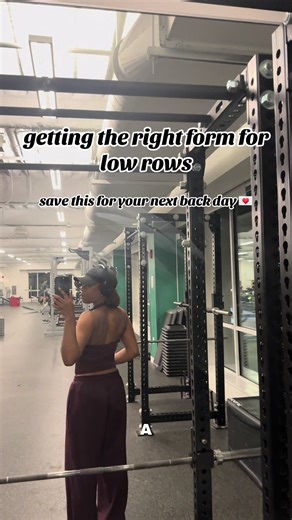 i see people struggle to feel low rows in their back and not their biceps, hope this helps! my set is from @Gymshark 🦈 #lowrows #backday #gymtips #fitnessjourney #girlswholift