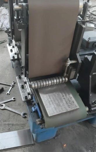 Industrial Metal Deburring & Polishing Machine ⚙️✨