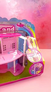 Mini Barbie living her best life 💖🌴 #barbiedoll #minibarbie #pretendplay #barbiedreamhouse | Viveez Mini World