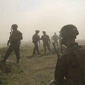 20K views · 2.5K reactions | This Military Appreciation Month, join the USO in saluting our heroes! We’ve set a goal of 200,000 patriotic Americans sending appreciation to the courageous men and women of our armed forces this month, and we still need your signature. Sign the card to let them know you appreciate their service. | USO | Facebook