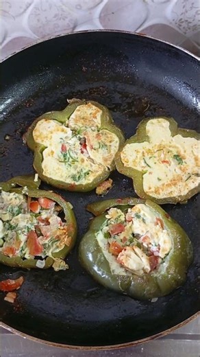 Egg Stuffed Capsicum 🌟 #shorts #breakfast #eggrecipe