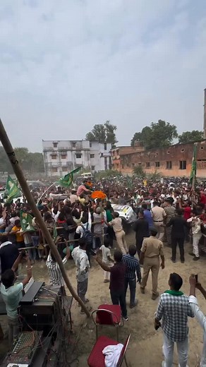 142K views · 24K reactions | 1M 50K ©20K > 10K @ahiran_vishal.7700 38.3K #Long awaited msg.wanted to thank you from bottom of my heart for my wonderful makeup u did for my wedding day..it was so natural.. subtle.. perfectly synced with lehenga..skin... It was just perfect!! For the engagement as well.. everything just fall in place...the hair.. makeup..want to thank your entire team for making me so beautiful that I only couldn’t get off me❤️ | Vishal Yadav Ji | Facebook