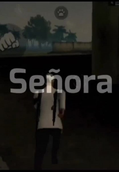 Free Fire Gameplay Highlights with Spanish Text Overlays