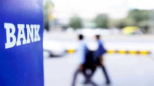 इन तीन सरकारी बैंकों के मर्जर के बाद सरकार देगी नया नाम, बनेगा दूसरा सबसे बड़ा बैंक | Zee Business