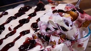 5-Ingredient No-Bake Creamy Blueberry Pound Cake