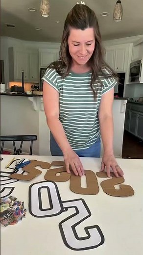 DIY Graduation Decorations ideas graduation party ideas #diy #partyplanning