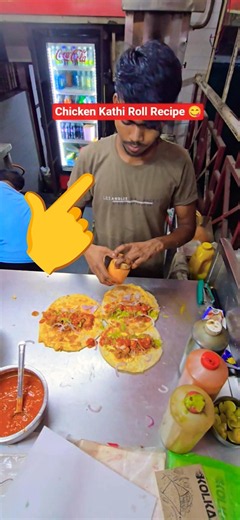 Chicken Kathi Roll Recipe | Street Style Chicken Roll at Home #kolkatakathirolls1 #viral #food