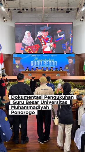 Ponorogo Update on Instagram: "“Pengukuhan Guru Besar Universitas Muhammadiyah Ponorogo 🎓✨” Selasa, 27 Januari 2026, bertempat di Expotorium Universitas Muhammadiyah Ponorogo, Jl. Budi Utomo. Selamat dan sukses atas pengukuhan Prof. Dr. Sudarno, S.T., M.T. dan Prof. Dr. Afiful Ikhwan, M.Pd.I. Semoga membawa kemajuan ilmu pengetahuan serta menginspirasi dunia pendidikan. #PengukuhanGuruBesar #UMPO #UniversitasMuhammadiyahPonorogo #GuruBesar #Akademisi #PendidikanIndonesia #Ponorogo #ponorogoupda