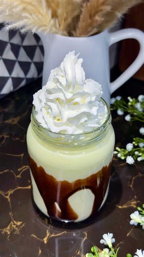 Sim on Instagram: "Every child’s favorite Milkshake🥤 #milkshake #dessert #recipe #howto #easyrecipes #banana #icecream #sweettreat #sweettooth #drink"